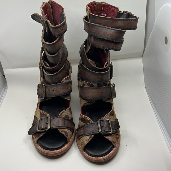 Freebird Bond Leopard Ankle Bootie Sandals - Worn Once. - Picture 2 of 5